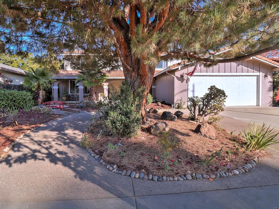 2nd image of 5812 Porto Alegre Dr