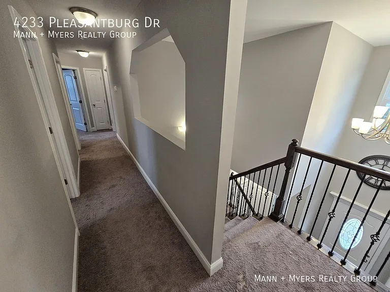 4233 Pleasantburg Dr — Photo 26