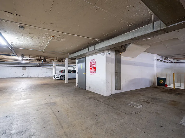 1124 N La Cienega Blvd #108 — Photo 9
