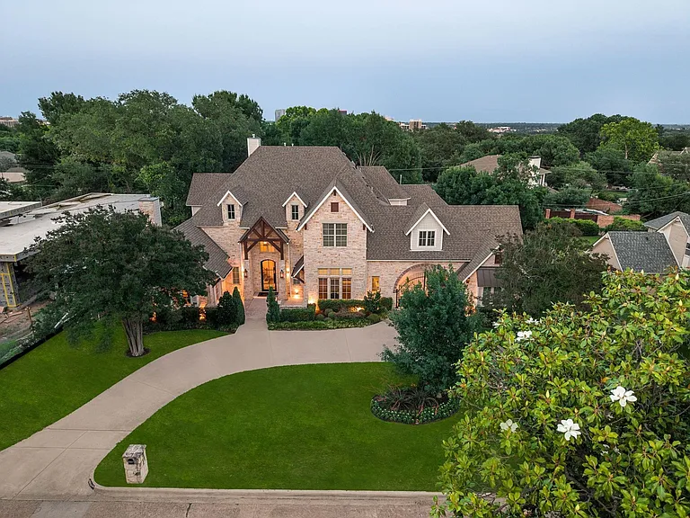 12114 Prestonridge Rd — Photo 8
