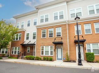 34 Bond St, North Brunswick, NJ 08902