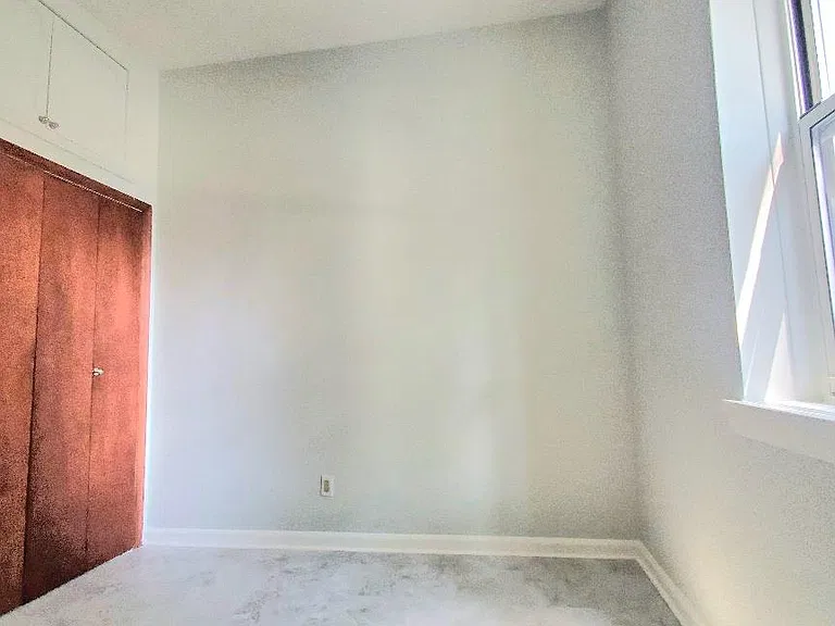 416 Woodward Ave #1R — Photo 5