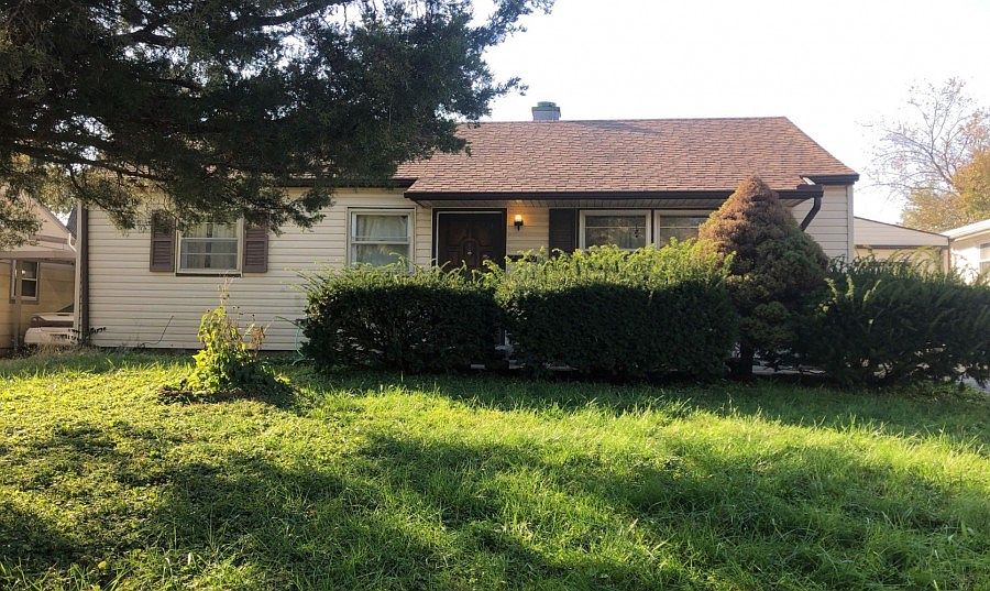 1st image of 2310 S Englewood Ct