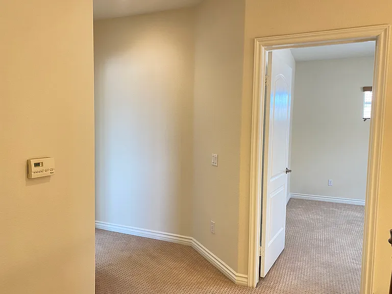 5531 Sultana Ave — Photo 16