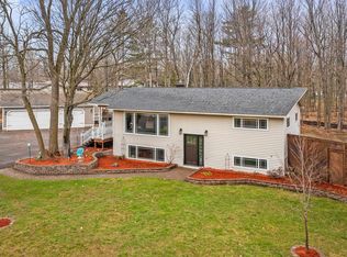 4891 Woodridge Dr, Hermantown, MN 55811