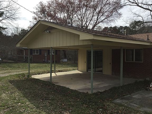 Easy access double carport 