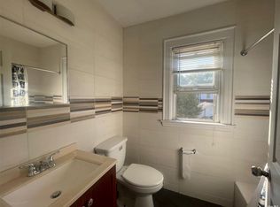 8908 250th St, Bellerose, NY 11426