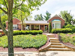 937 Roxburgh Ave, East Lansing, MI 48823