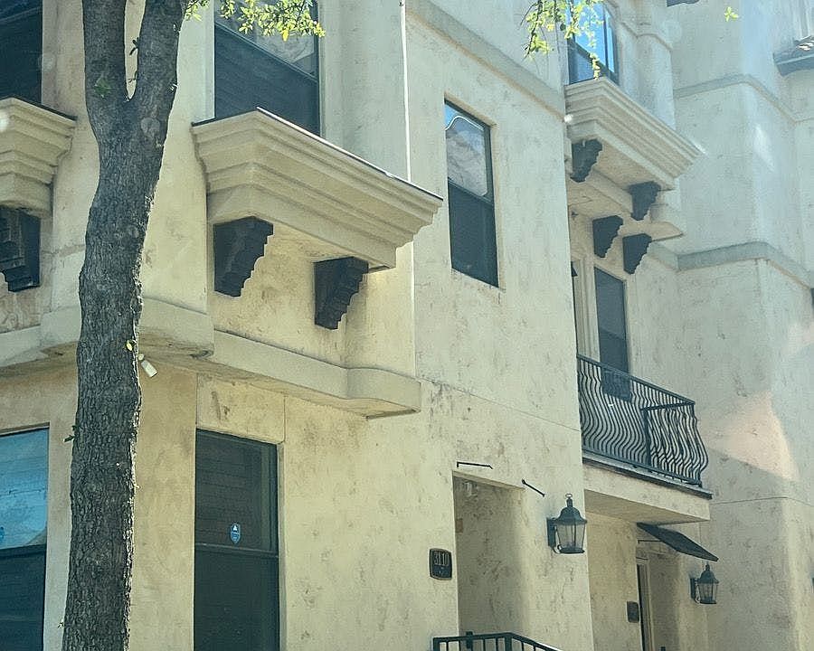 1st image of 3110 Ross Ave #1