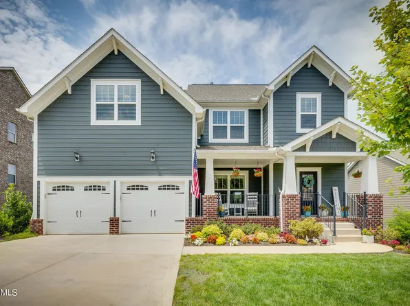 10727 Hunters Knoll Ln, Knoxville, TN 37932