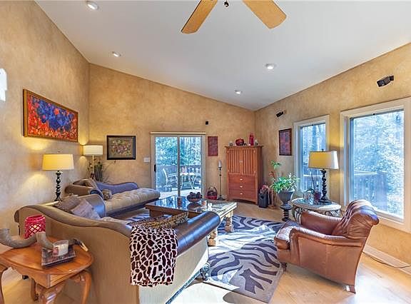 5th image of 105 Willowridge Dr
