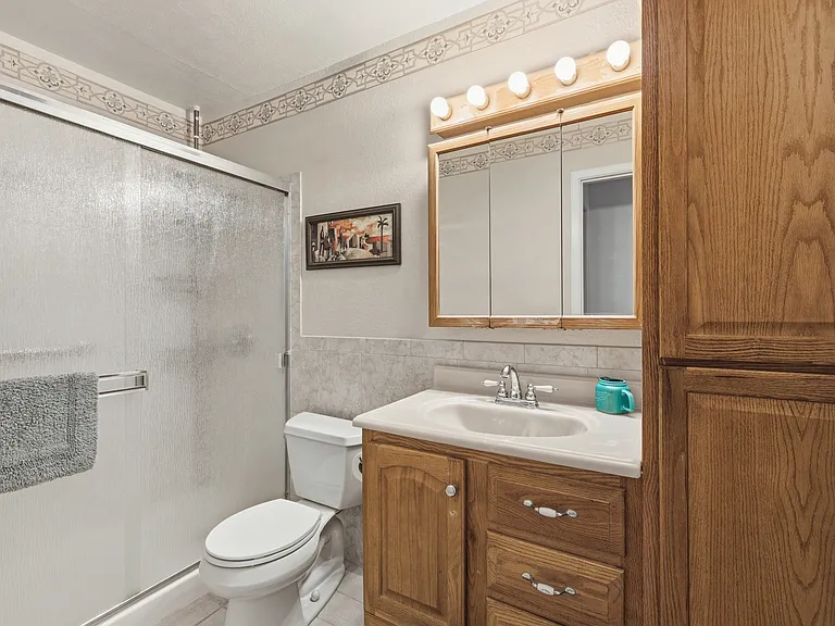 1301 W Montoya Ln — Photo 26