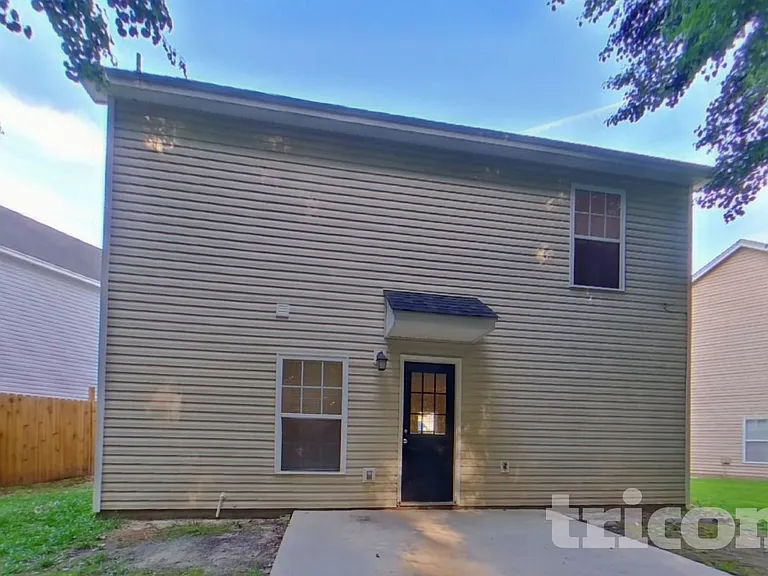 76 Springway Dr — Photo 15