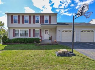 36 Ian Dr, Meriden, CT 06451