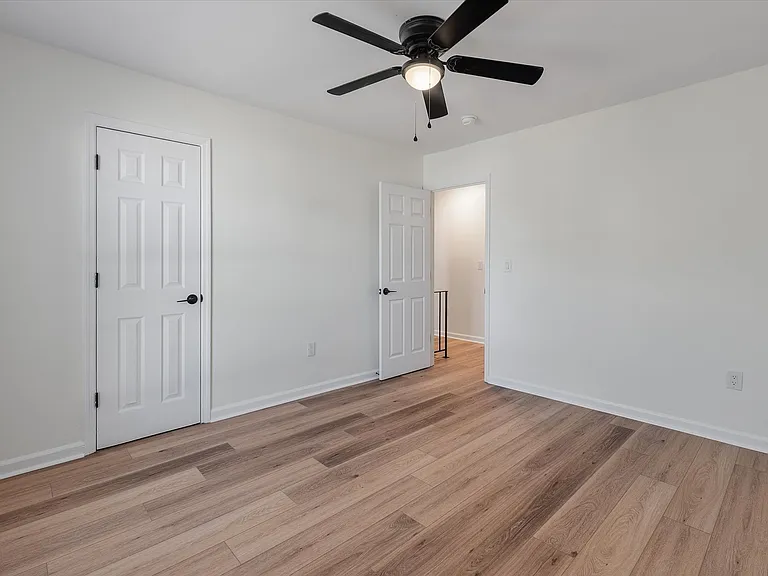 2494 Etiwan Ave #K11 — Photo 5