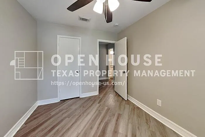 19526 Rocky Bank Dr — Photo 13