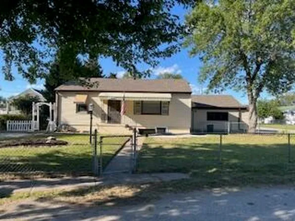 1304 Walnut St, Carter Lake, IA 51510