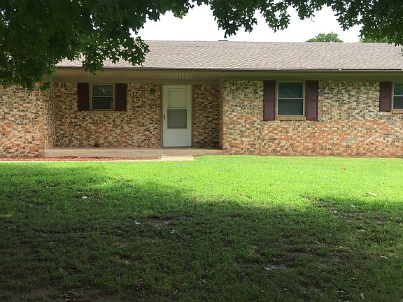 3rd image of 48 Pineyridge Ln