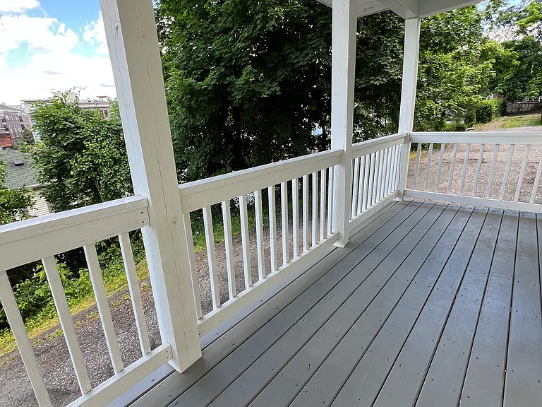 27 Prospect St #1 — Photo 4