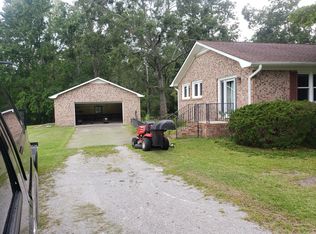 1148 E Davis Rd, Jacksonville, NC 28546