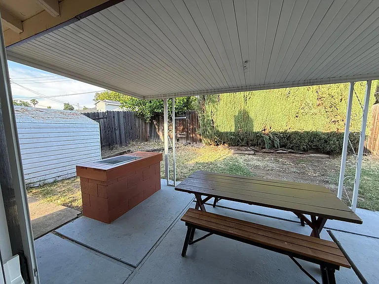 6209 Pinecreek Way — Photo 9