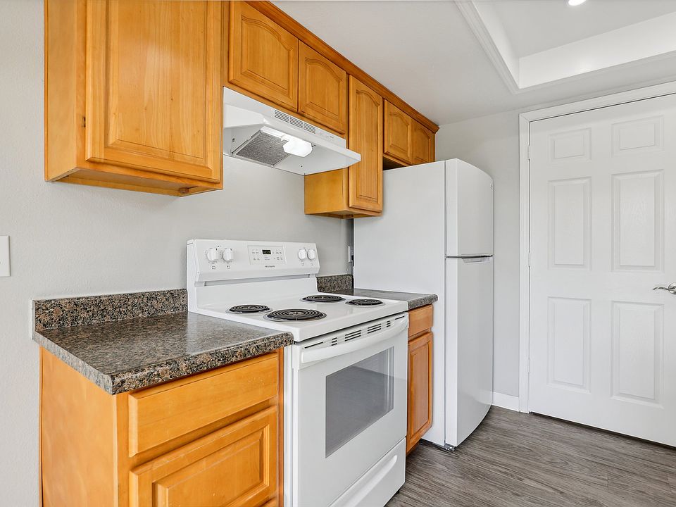 1st image of 14000 SE Cascade Park Dr APT 59