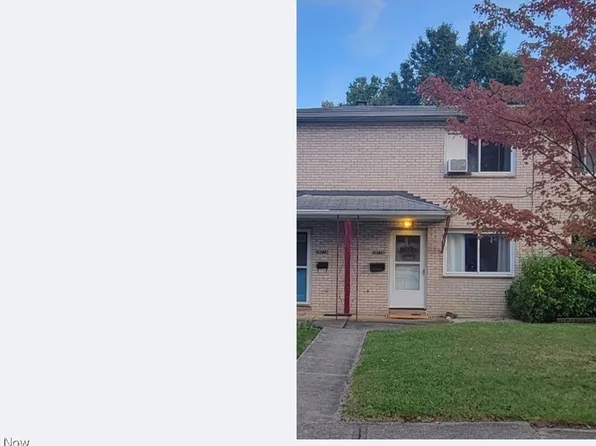 5977 Glenway Dr #B, Brook Park, OH 44142