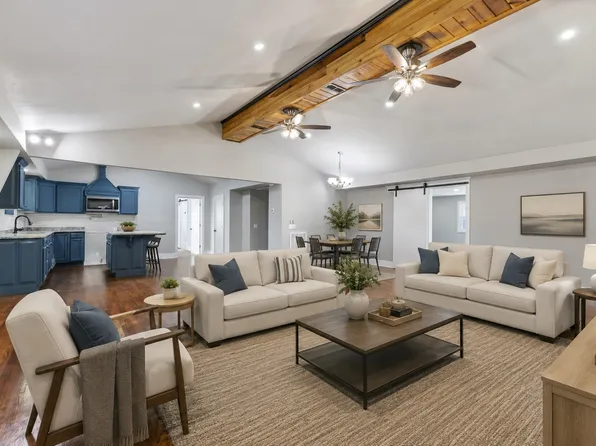 405 Fairfield Rd, Bethpage, TN 37022