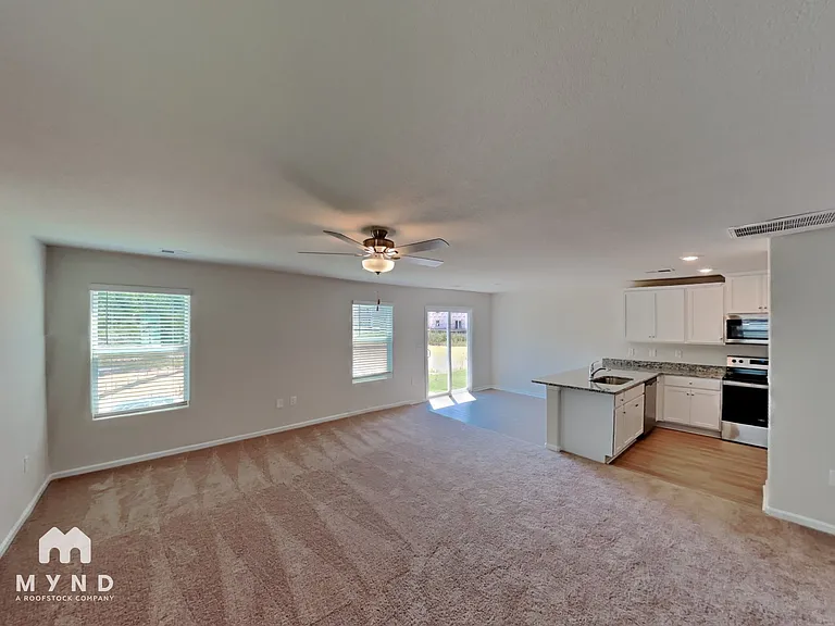7124 Galway City St — Photo 2