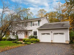 48 Jeryl St, Eatontown, NJ 07724