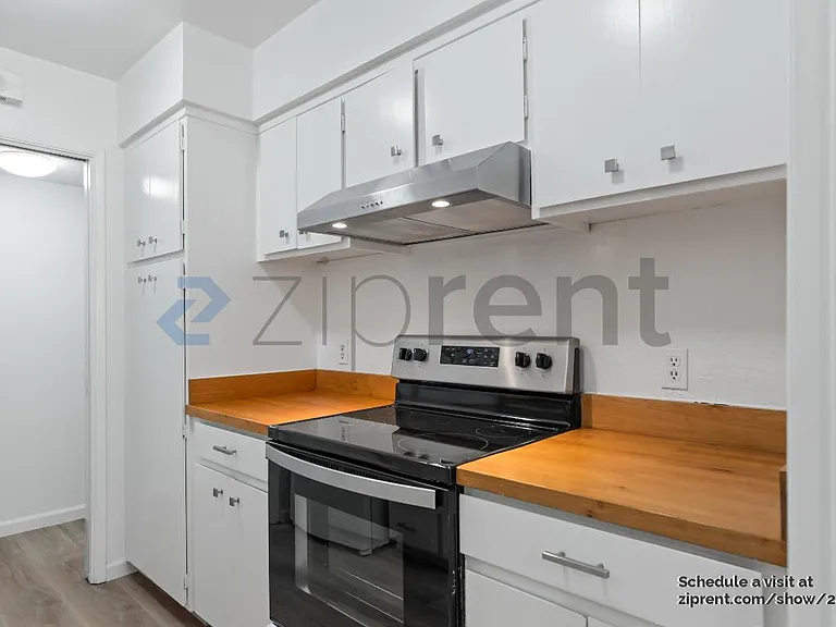 675 Sharon Park Dr #135 — Photo 13