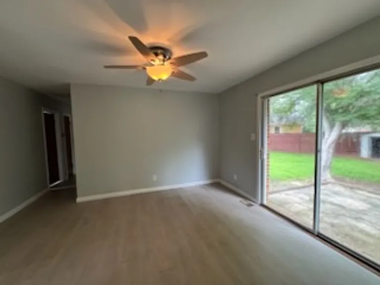 6626 Julliard Dr — Photo 8
