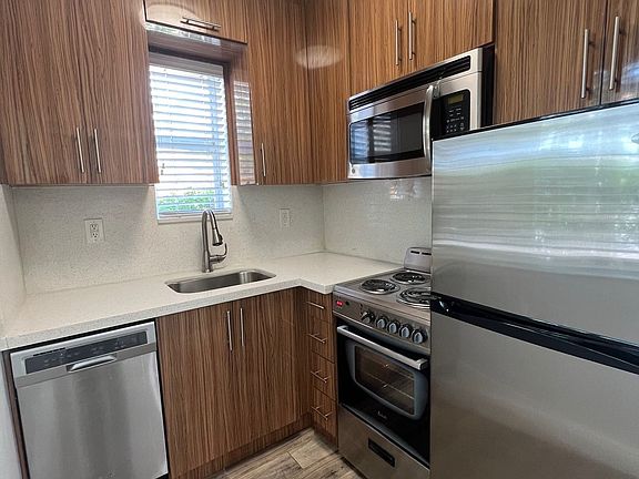 3rd image of 7500 NE 6th Ct #14