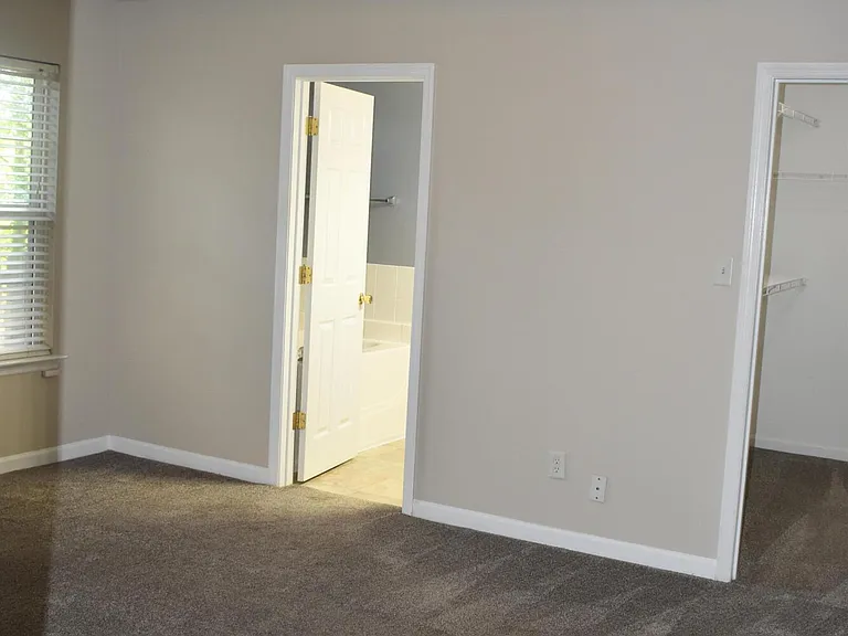 410 Little Fls — Photo 18