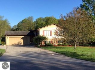 3362 Panorama Ln, Traverse City, MI 49684