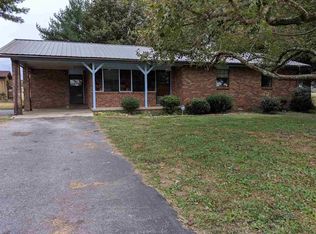 104 Farm Bureau Dr, Pikeville, TN 37367