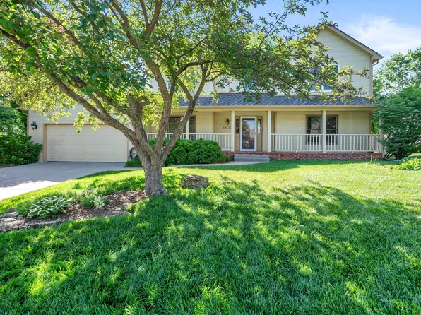 1632 N Woodridge Dr, Wichita, KS 67206