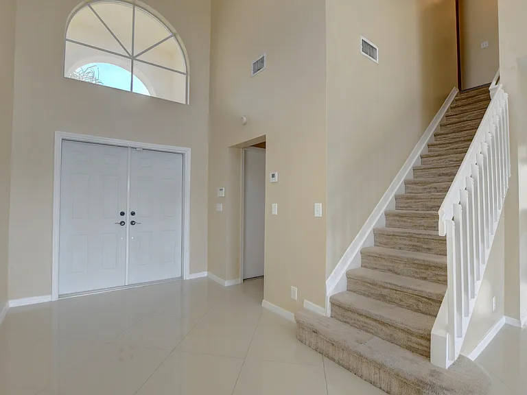 11073 Harbour Springs Cir — Photo 24