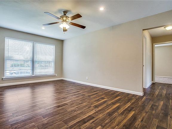 4th image of 2722 Klondike Dr