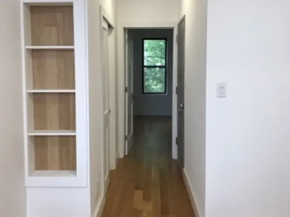 32-80 30th Street image 17 of 22