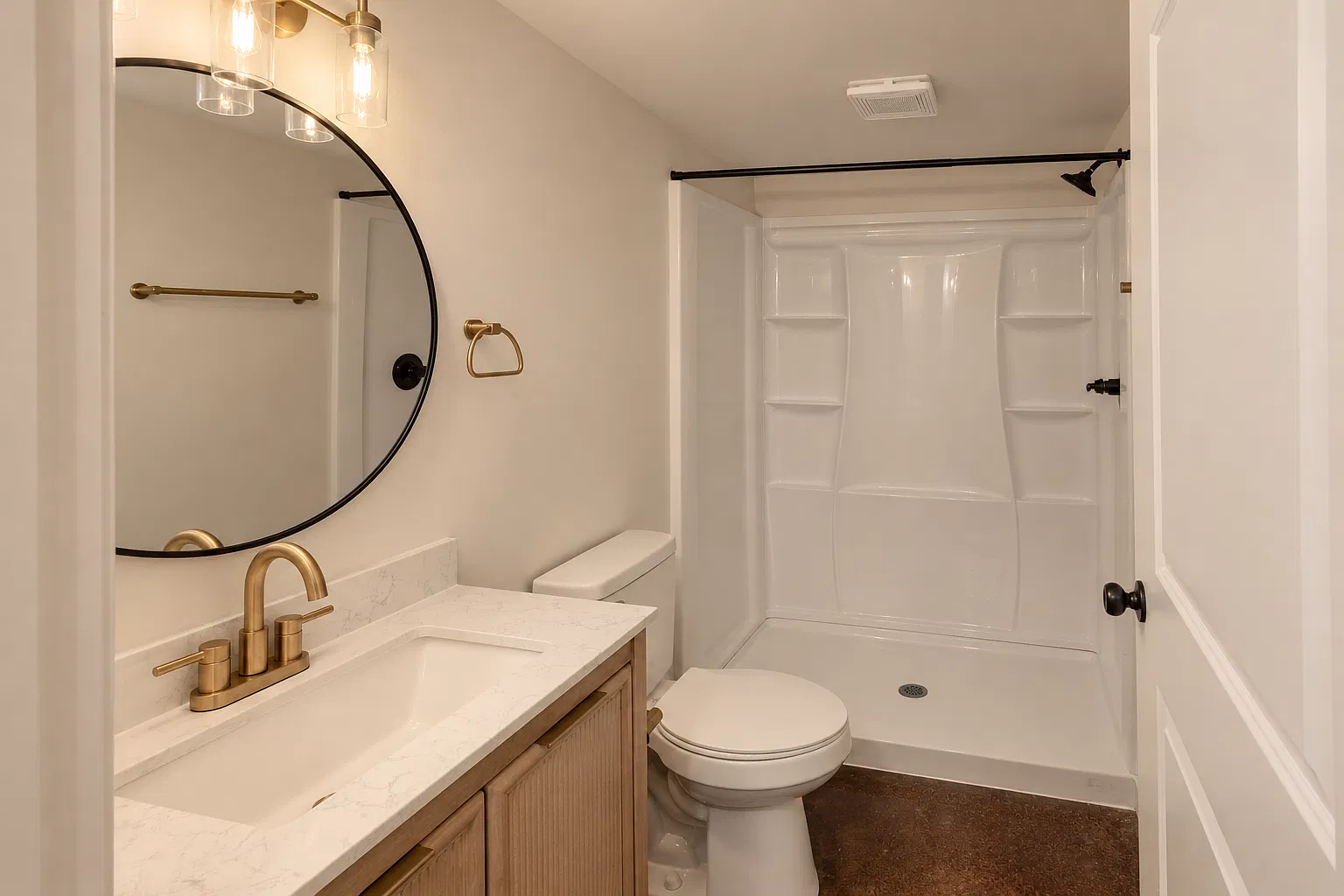 3 bed, 1150 sqft, $1,825 — Photo 4