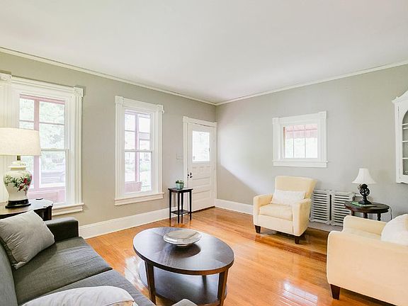 5th image of 250 Prescott St