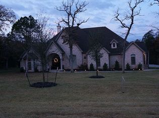 152 Carriage Ct, Bastrop, TX 78602