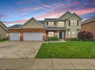 2107 Wiggins St, Champaign, IL 61822