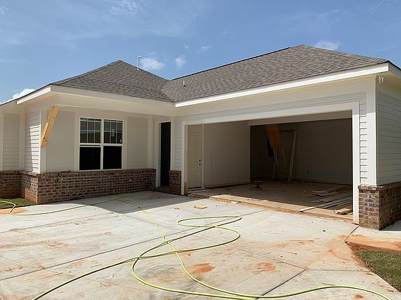5th image of 552 Shreve Oak Cir