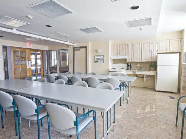 Franklin Street Apartments- Accepting Applications, 55 W Franklin St, Ephrata, PA 17522