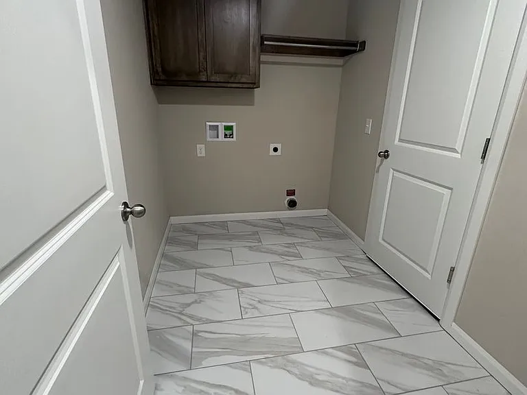 9009 Washita Creek Dr — Photo 10