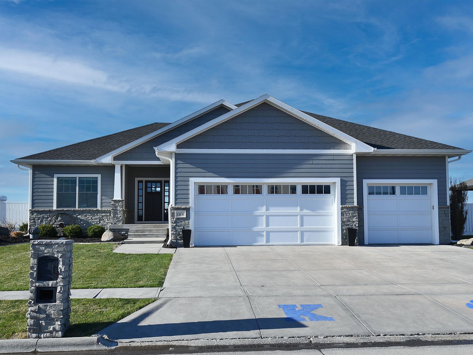 1106 W 61st St, Kearney, NE 68845 Zillow