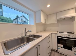 2627 Prior St #B1, Victoria, BC