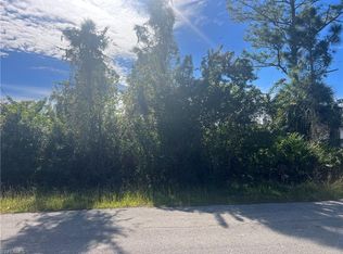 3215 31st St W, Lehigh Acres, FL 33971